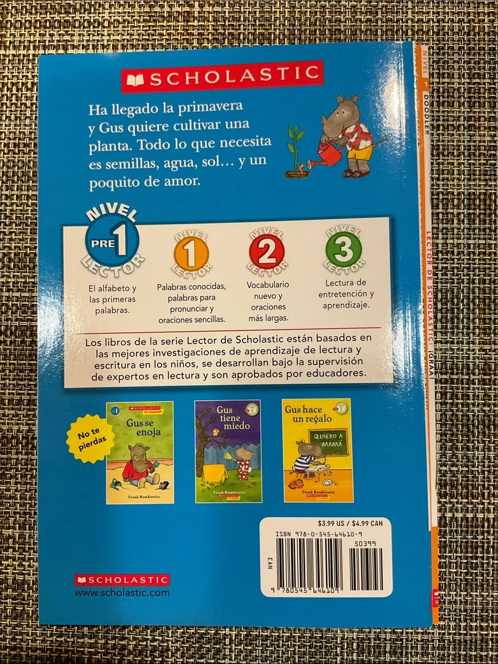 3children,s books in Spanish NWT